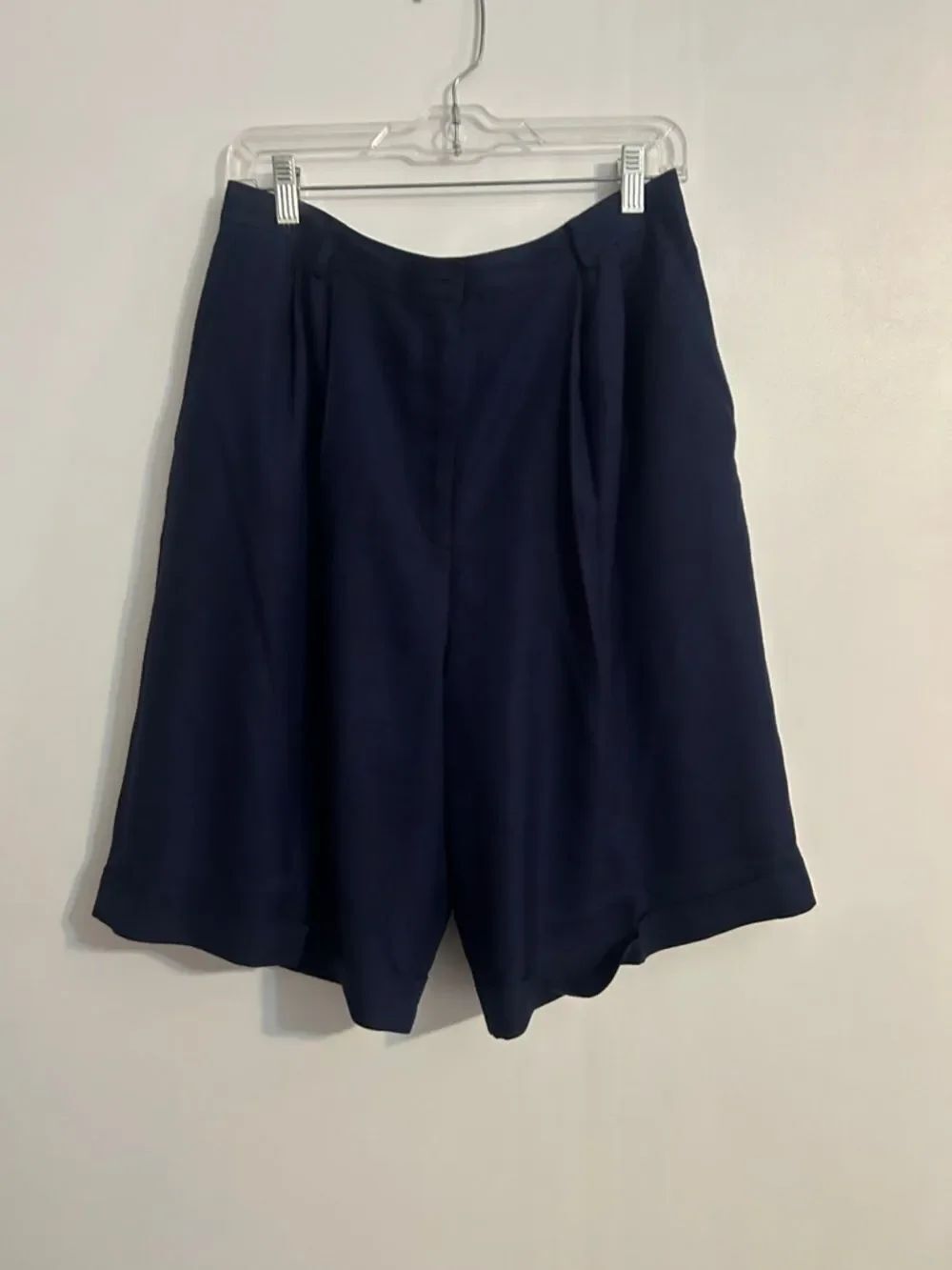 Talbots Women's Navy Linen blend Pleated Dress Shorts